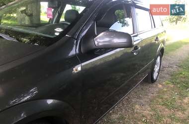 Універсал Opel Astra 2008 в 