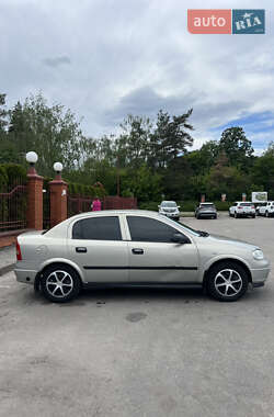 Седан Opel Astra 2007 в 