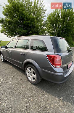 Универсал Opel Astra 2008 в 