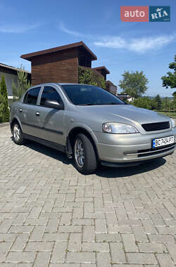 Седан Opel Astra 2008 в 