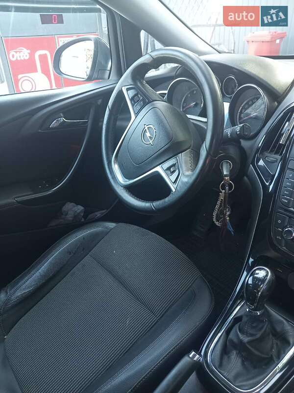 Универсал Opel Astra 2015 в Хмельницком