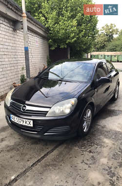 Хэтчбек Opel Astra 2006 в Днепре
