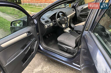 Универсал Opel Astra 2008 в 