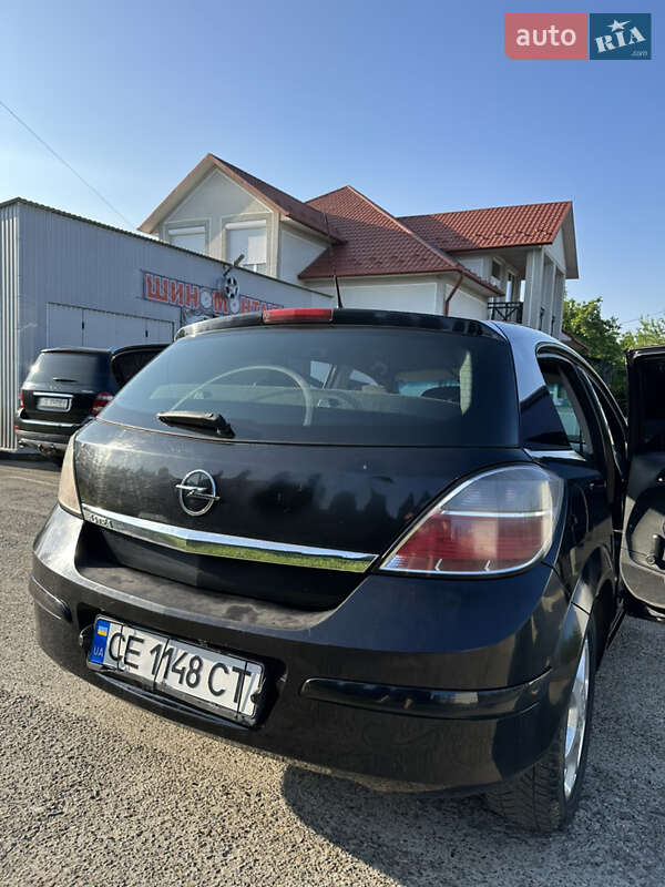 Хэтчбек Opel Astra 2007 в Черновцах