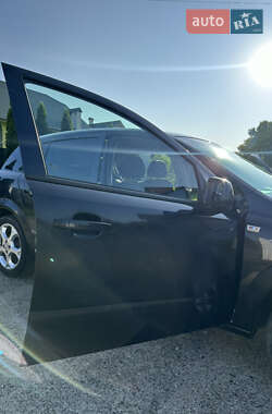 Хэтчбек Opel Astra 2007 в 