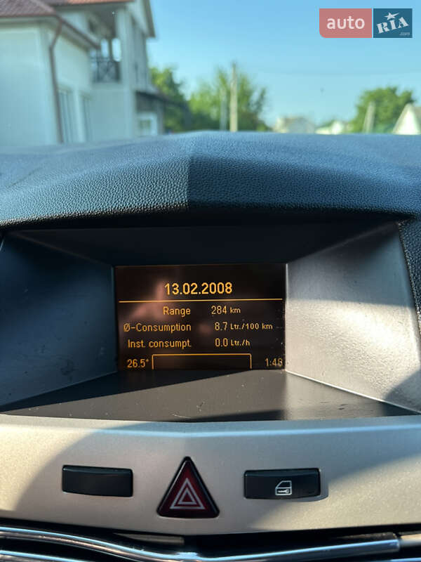 Хэтчбек Opel Astra 2007 в Черновцах