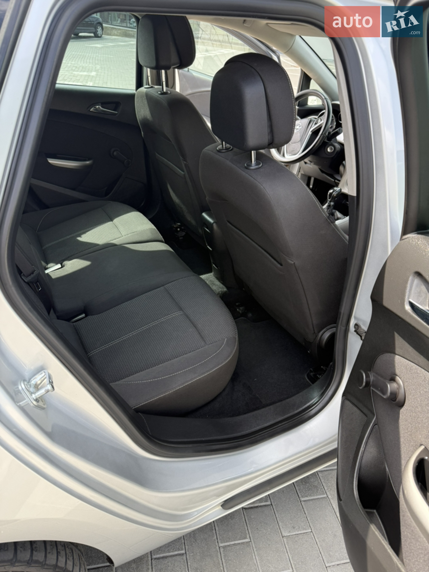 2011 Opel Astra - мініатюра 18