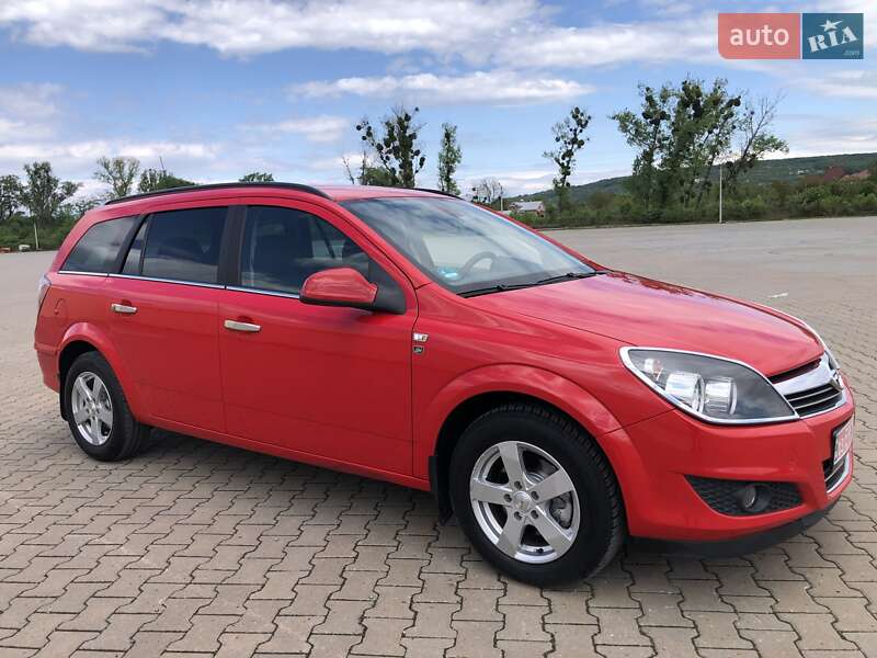 Opel Astra 2010
