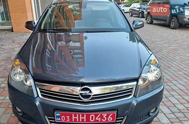 Универсал Opel Astra 2010 в Белой Церкви
