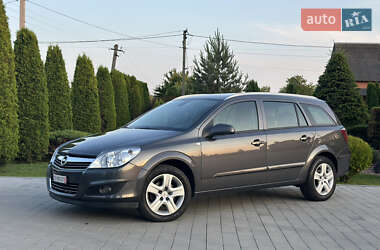 Универсал Opel Astra 2009 в 