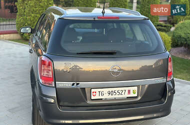 Универсал Opel Astra 2009 в 