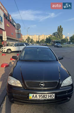 Седан Opel Astra 2008 в Києві