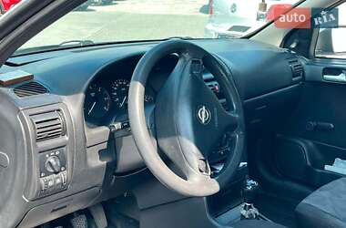 Универсал Opel Astra 2001 в 