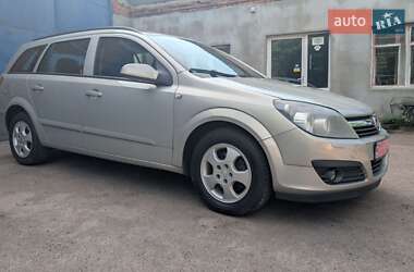 Универсал Opel Astra 2005 в Житомире