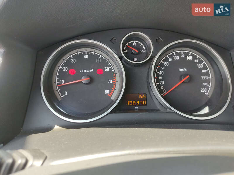Универсал Opel Astra 2006 в Виннице