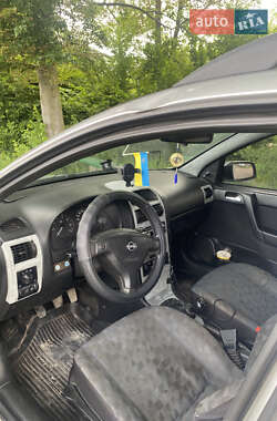 Универсал Opel Astra 2000 в 
