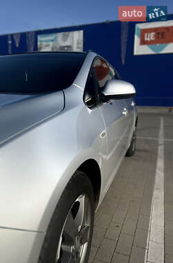 Универсал Opel Astra 2011 в 