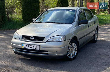 Седан Opel Astra 2007 в Каменке