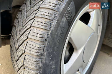 Седан Opel Astra 2006 в 