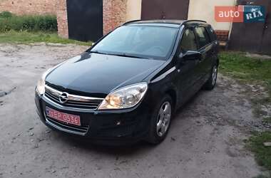Универсал Opel Astra 2007 в Радехове