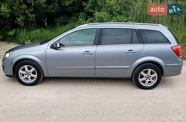Универсал Opel Astra 2006 в 