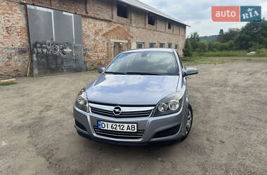 Хэтчбек Opel Astra 2009 в 