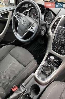 Универсал Opel Astra 2011 в 