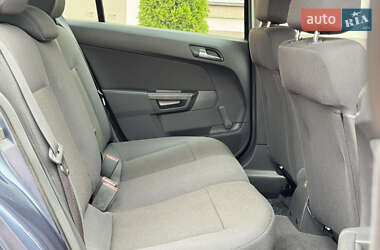 Універсал Opel Astra 2009 в 