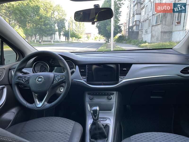 Универсал Opel Astra 2016 в Ананьеве фото 9 Универсал Opel Astra 2016 в Ананьеве