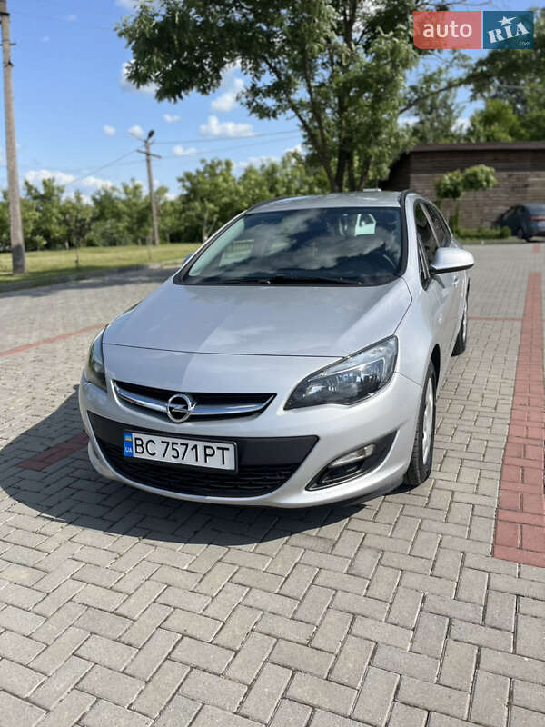 Opel Astra 2013