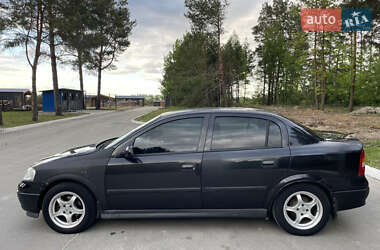 Седан Opel Astra 2006 в 