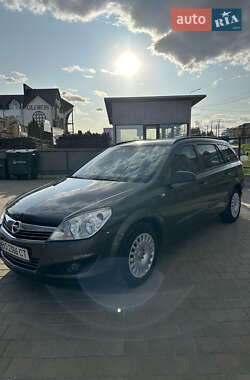 Универсал Opel Astra 2009 в 