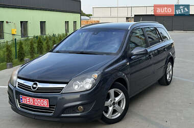 Универсал Opel Astra 2008 в Луцке