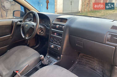 Хэтчбек Opel Astra 1999 в 