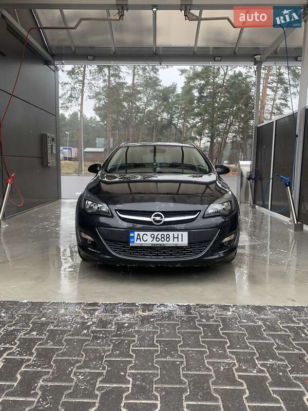 Opel Astra 2014
