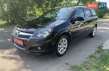 Универсал Opel Astra 2010 в Запорожье