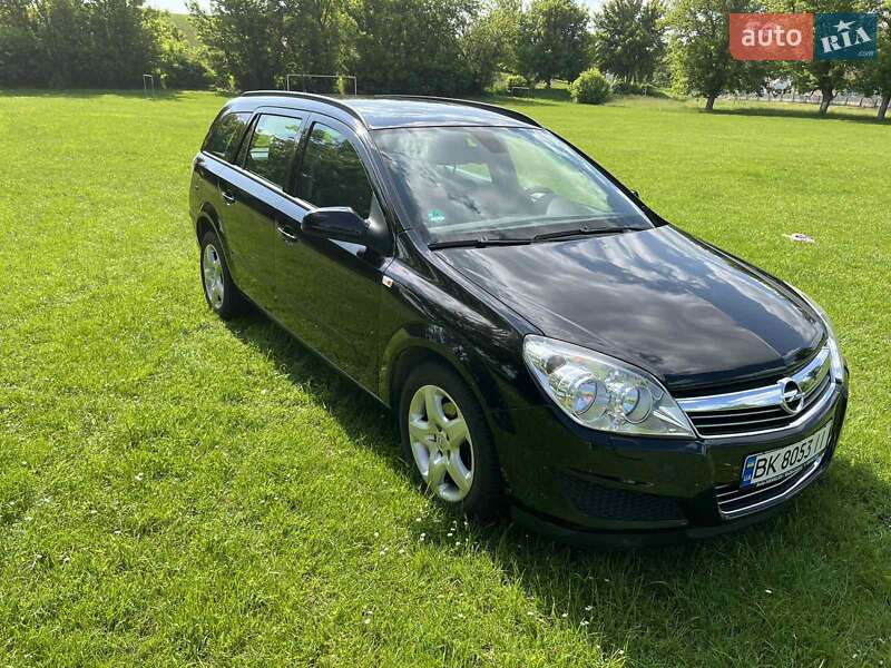 Универсал Opel Astra 2008 в 