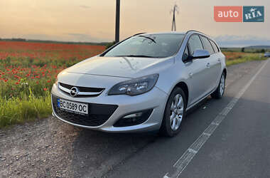Універсал Opel Astra 2014 в Золочеві