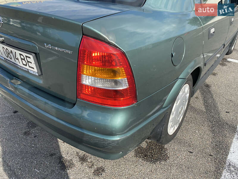 Седан Opel Astra 2007 в Киеве