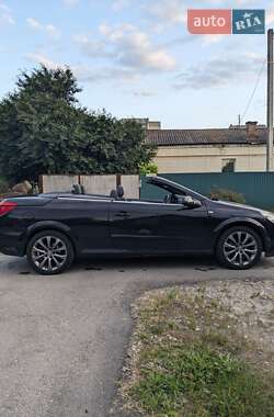 Кабриолет Opel Astra 2008 в 