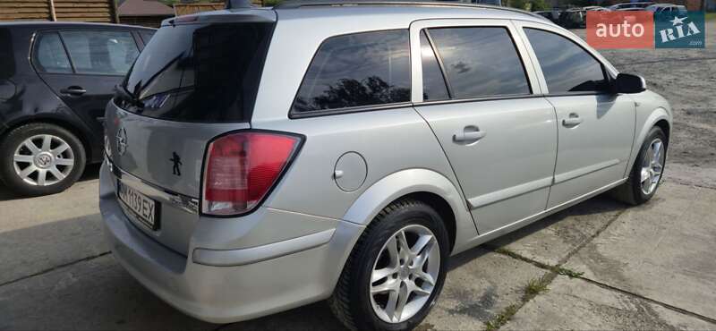 Универсал Opel Astra 2005 в Коростене фото 4 Универсал Opel Astra 2005 в Коростене