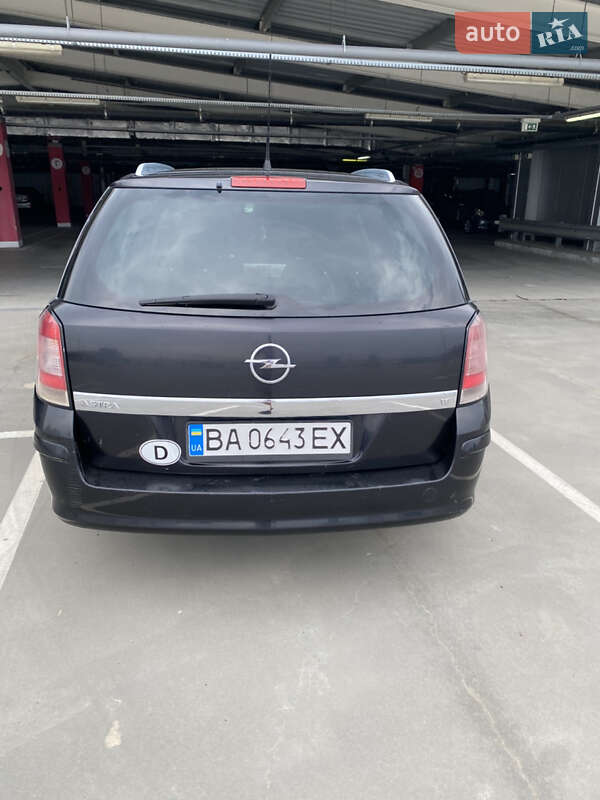 Универсал Opel Astra 2008 в Киеве