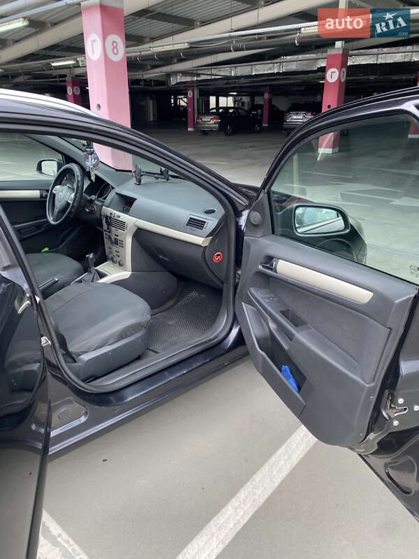 Универсал Opel Astra 2008 в Киеве