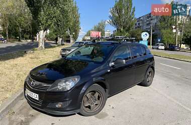 Хэтчбек Opel Astra 2011 в Запорожье