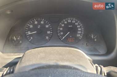 Седан Opel Astra 2006 в 