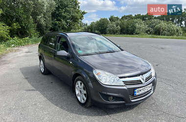 Універсал Opel Astra 2010 в Бердичеві