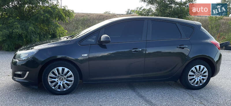 Хетчбек Opel Astra 2013 в Полтаві