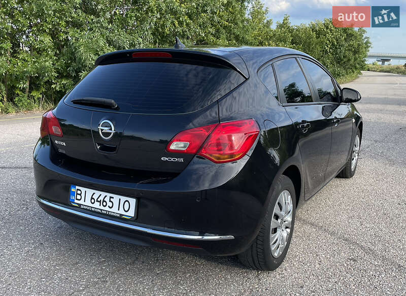 Хетчбек Opel Astra 2013 в Полтаві