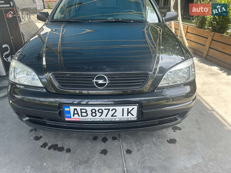 Седан Opel Astra 2008 в Жмеринке