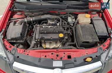 Хэтчбек Opel Astra 2009 в 